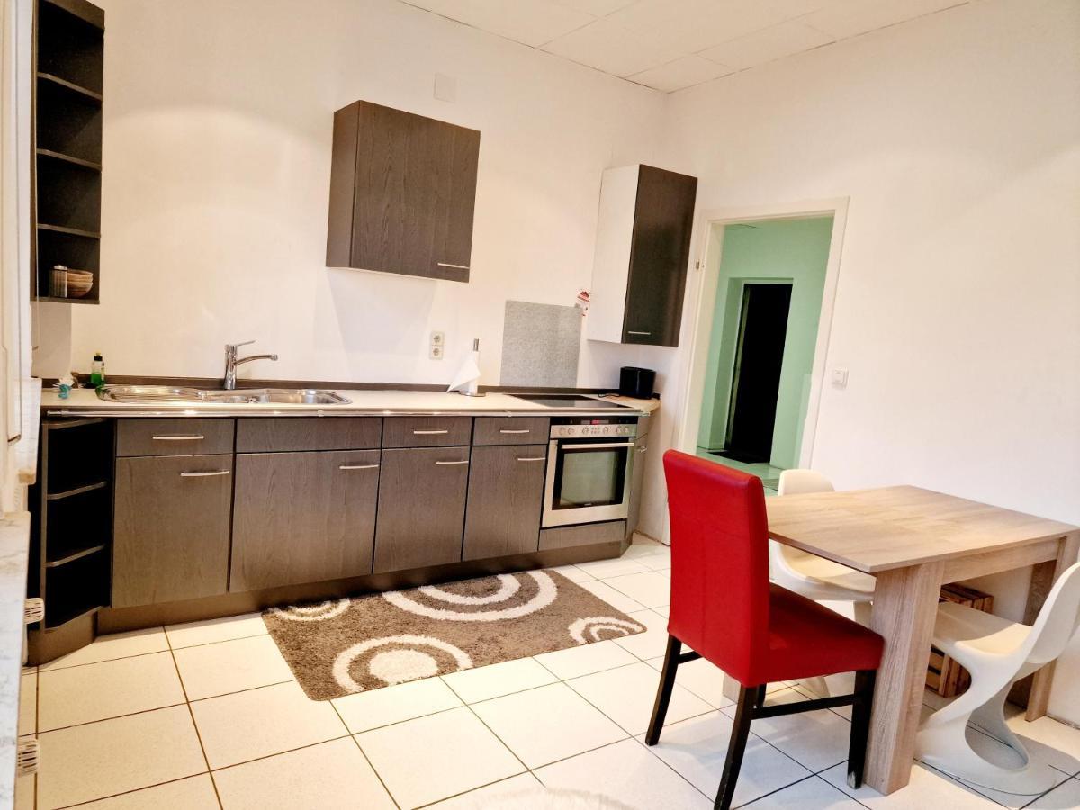 Gruppenfreundliches Apartment Herzogenaurach Exterior photo